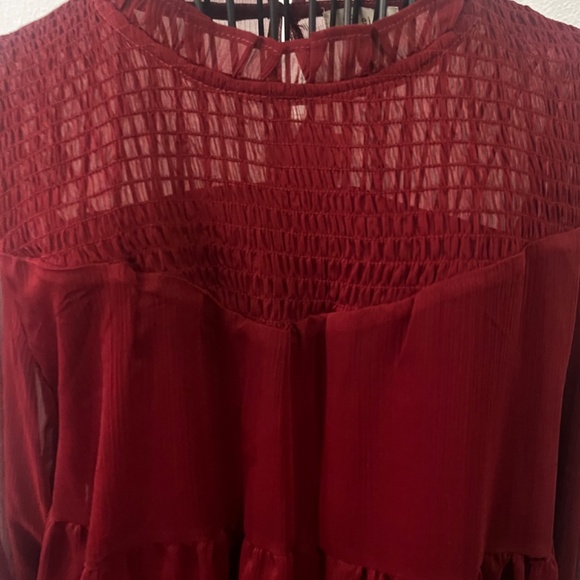 NWT Greige Red Romantic Boho Blouse Size M - Picture 2 of 6
